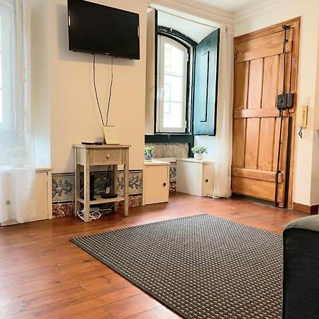 Cozy Estrela Apartment Lisbon Luaran gambar