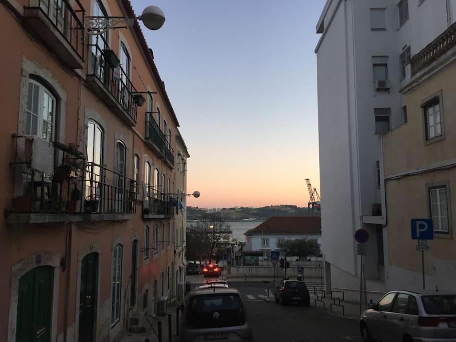 Cozy Estrela Apartment Lisbon Luaran gambar