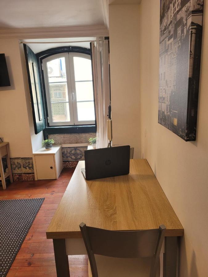 Cozy Estrela Apartment Lisbon Luaran gambar